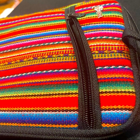 Colorful Peruvian folk art fabric tablet holder - Picture 2 of 3